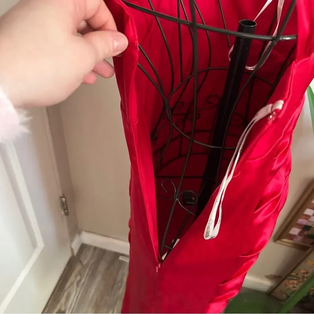 Morgan & Co Ruched Satin Midi Dress S - Picture 9 of 9